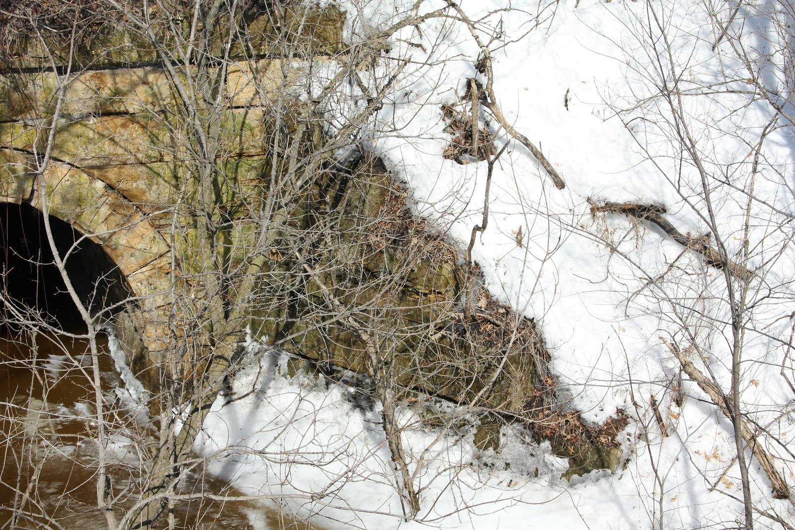 Southeast wing wall